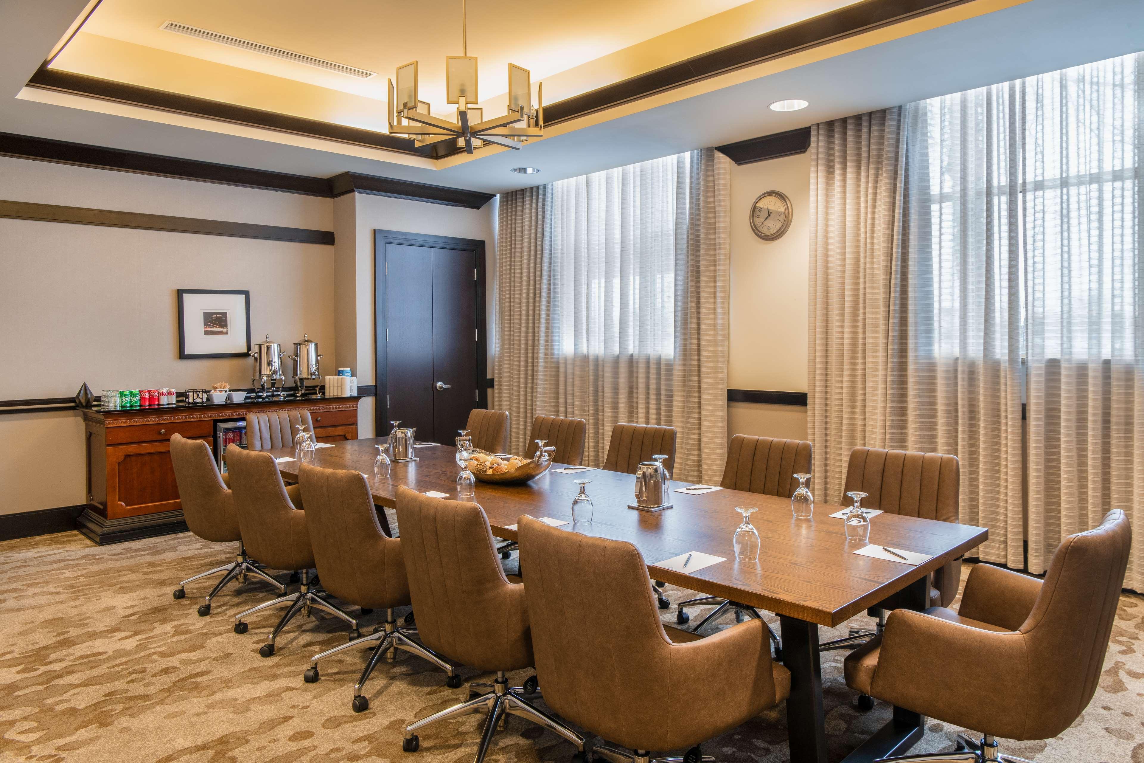 Hilton Columbus/Polaris Hotel Bagian luar foto