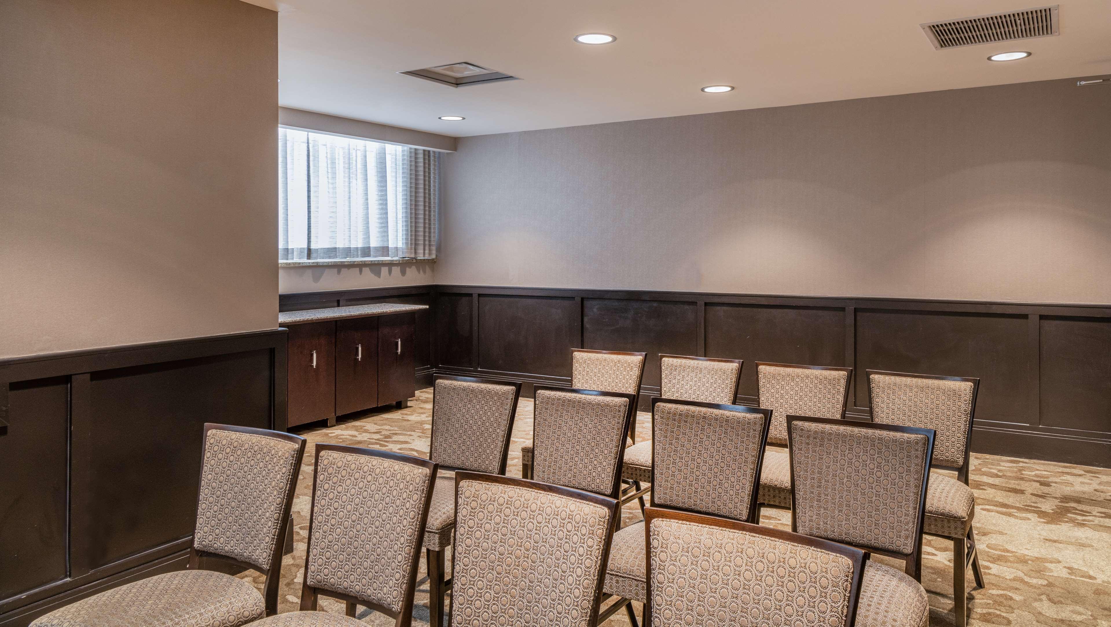 Hilton Columbus/Polaris Hotel Bagian luar foto