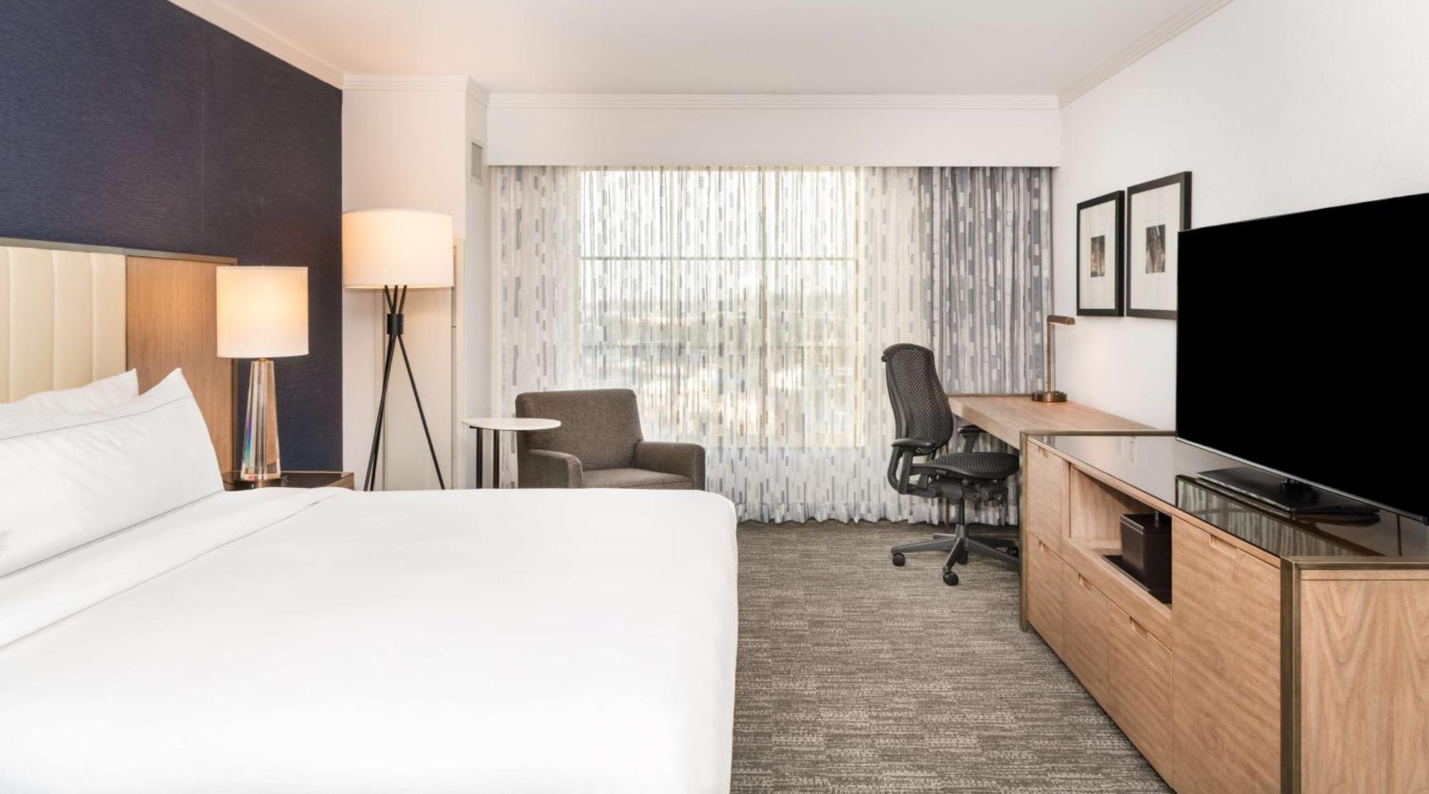 Hilton Columbus/Polaris Hotel Bagian luar foto