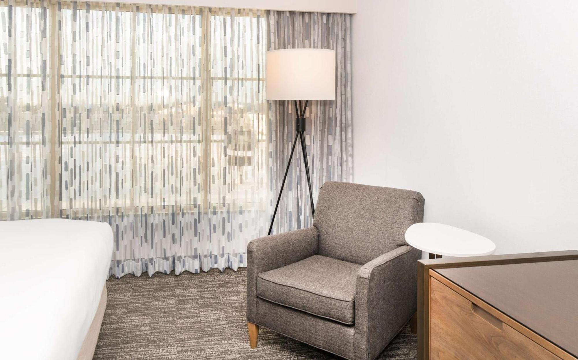 Hilton Columbus/Polaris Hotel Bagian luar foto
